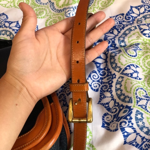 SOLD Vintage Dooney and Bourke Carrier Purse - Picture 14 of 14